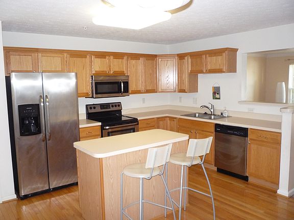 Kitchen with Island