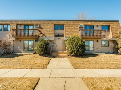 2520 N 8th St, Bismarck, ND, 58503