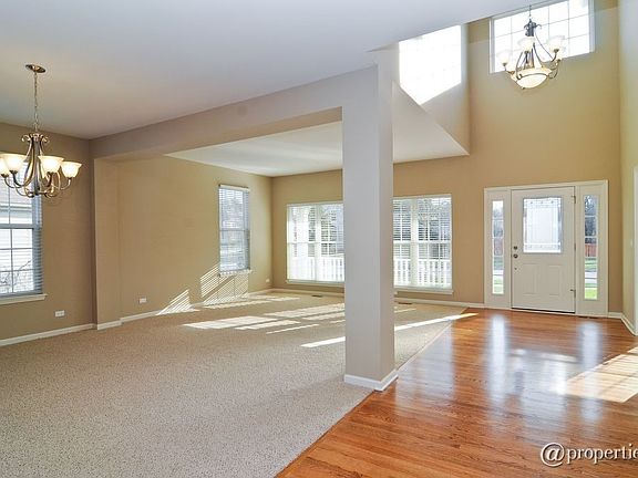 Living Room/Dining Room