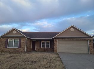 502 S Seminole St, Skiatook, OK 74070