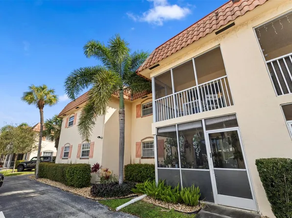 101 E Mcnab Road #219, Pompano Beach, FL 33060