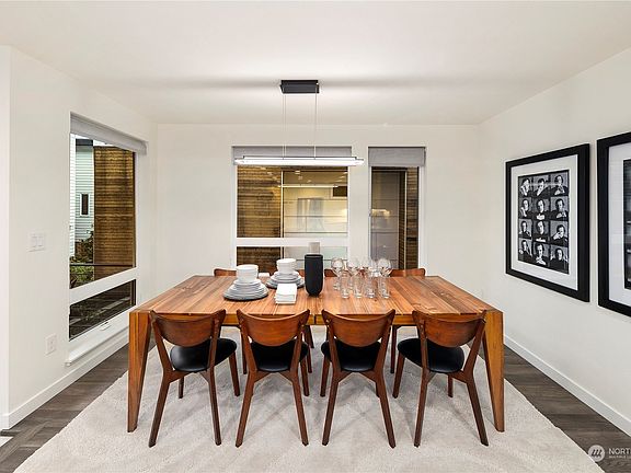 4th image of 345 3rd Ave S #A