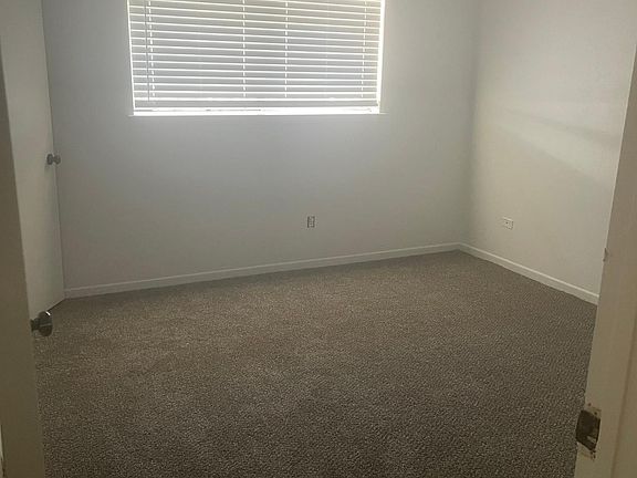 4th image of 3060 Kinkaid Dr
