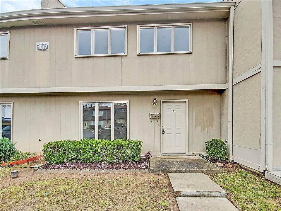 1st image of 1817 Ashborough Cir SE APT F