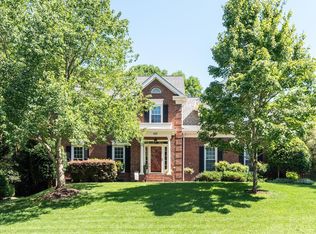 622 Laurel Fork Dr, Matthews, NC 28105
