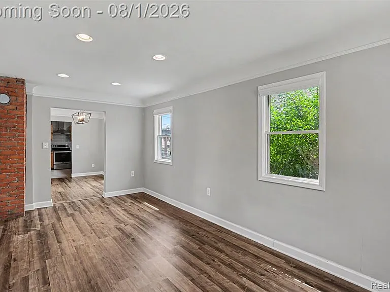 3814 N Blair Ave — Photo 4