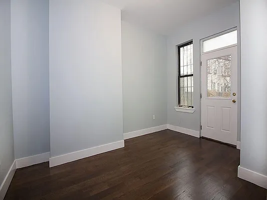 Rented by Brooklyn Group | media 7