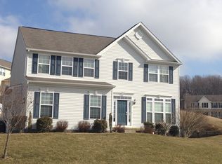 1015 Primrose Ln, York, PA 17402