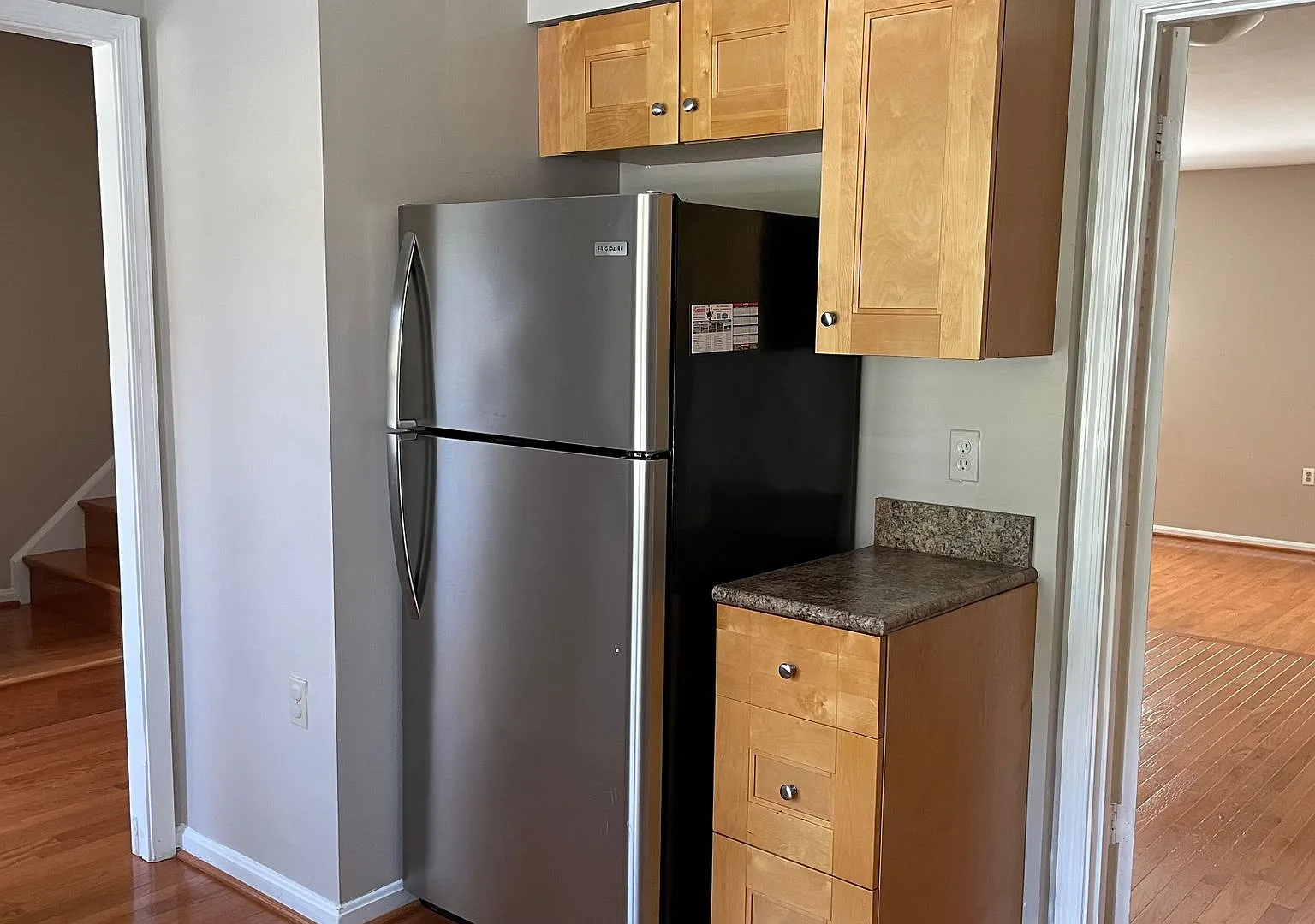 Lake Ridge 3 Bed Townhouse — Photo 3