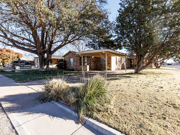 850 S 10th St, Slaton, TX 79364