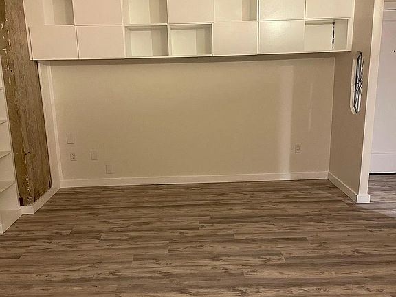 5th image of 315 W 3rd St Unit 206
