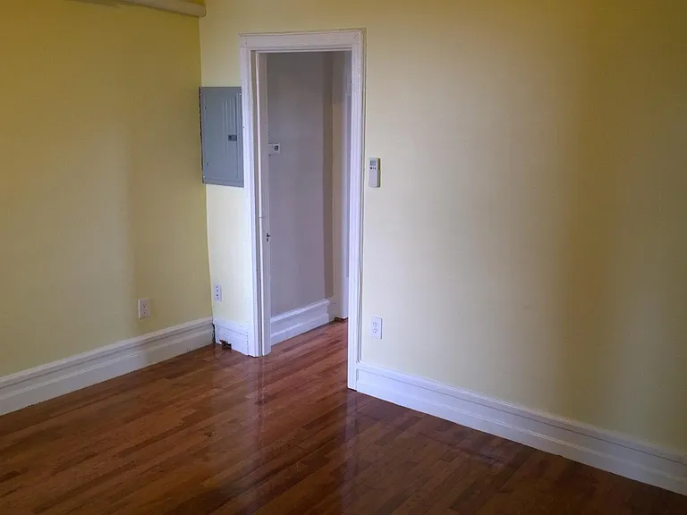 862 N 23rd St #3 — Photo 11