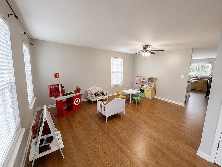 8936 Mullen Rd — Photo 3