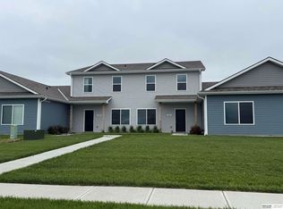 2166 N Aaron Way, Fremont, NE 68025