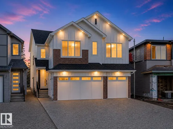 2070 Collip Cres, Edmonton, AB T6W 5T5