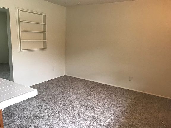 4th image of 1027 Felspar St APT 17