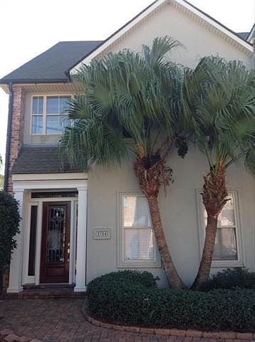 1st image of 2104 Hyde Park Ave