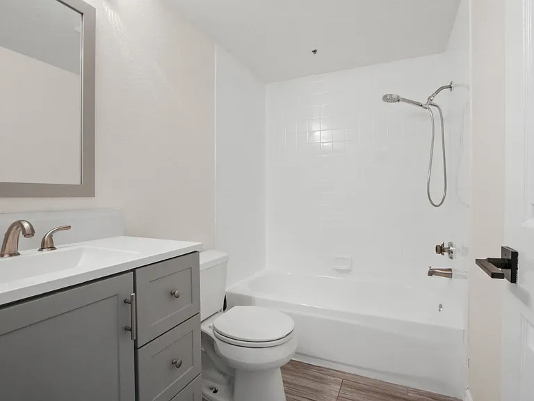 4111 Carol Dr #C — Photo 11