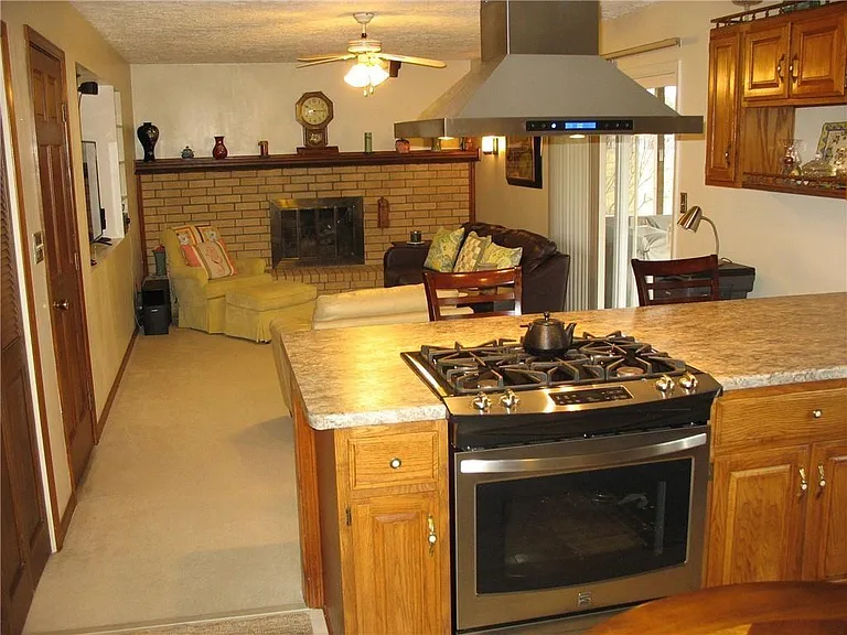 44 Picadilly Ct — Photo 17