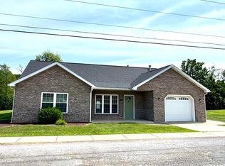 121 Columbus Dr, Punxsutawney, PA 15767