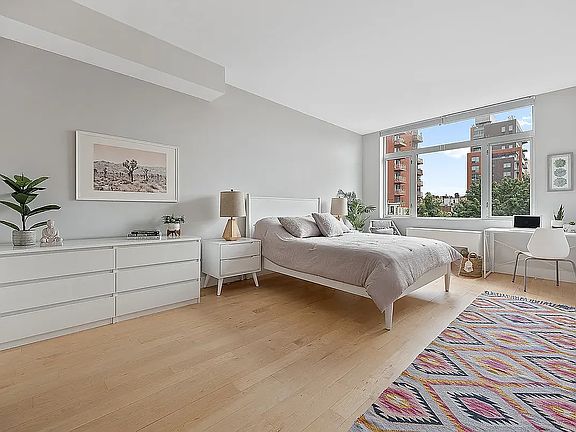 4th image of 410 4th Ave #7H