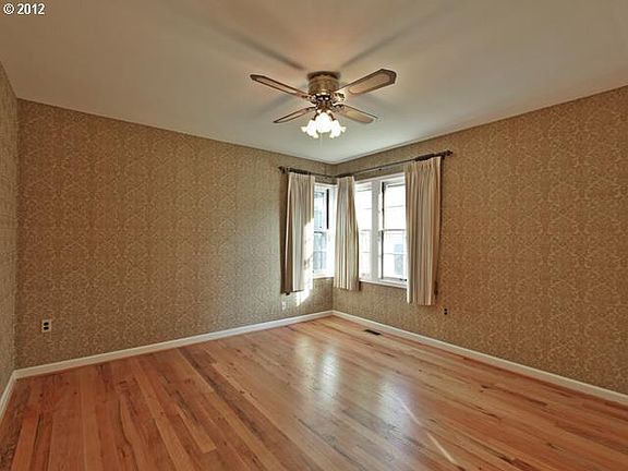 Main floor bed #1