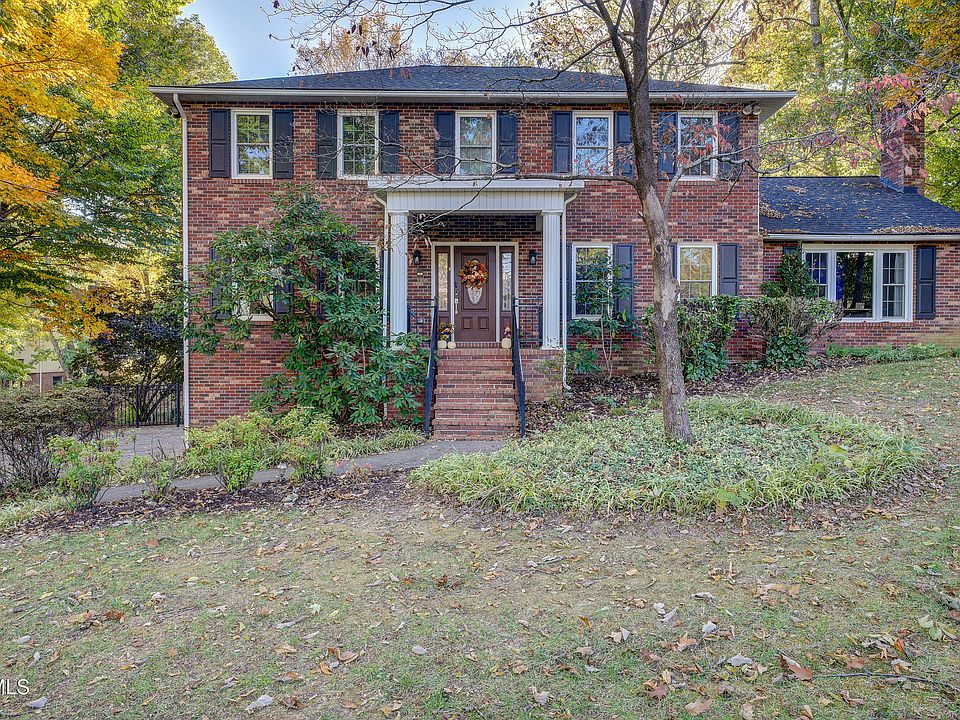 1st image of 2815 Steven Dr