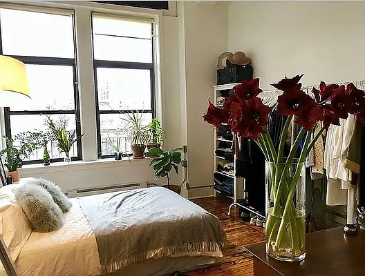 Rented by Dream Space Realty | media 2