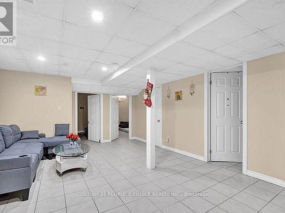 3rd image of 104 Larkspur Rd #Basement