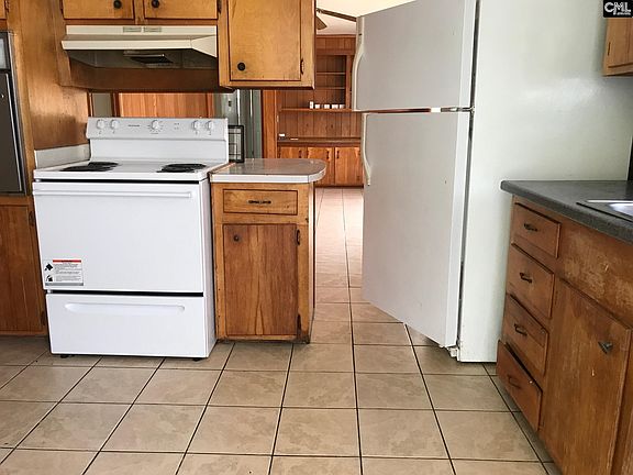 3rd image of 3020 Woodway Ln