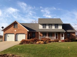 4120 E Lakeview Trl, Leesburg, IN 46538