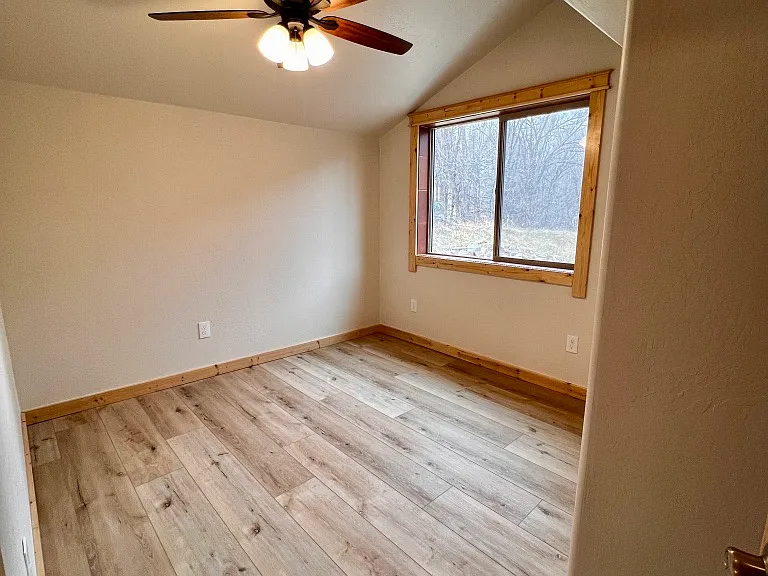 415 E Ashurst Ave — Photo 12