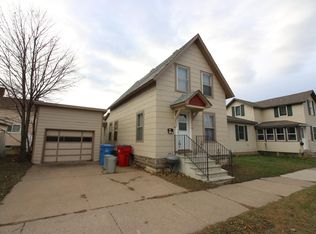 211 W Sarnia St, Winona, MN 55987