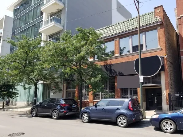 868 N Franklin St, Chicago, IL 60610
