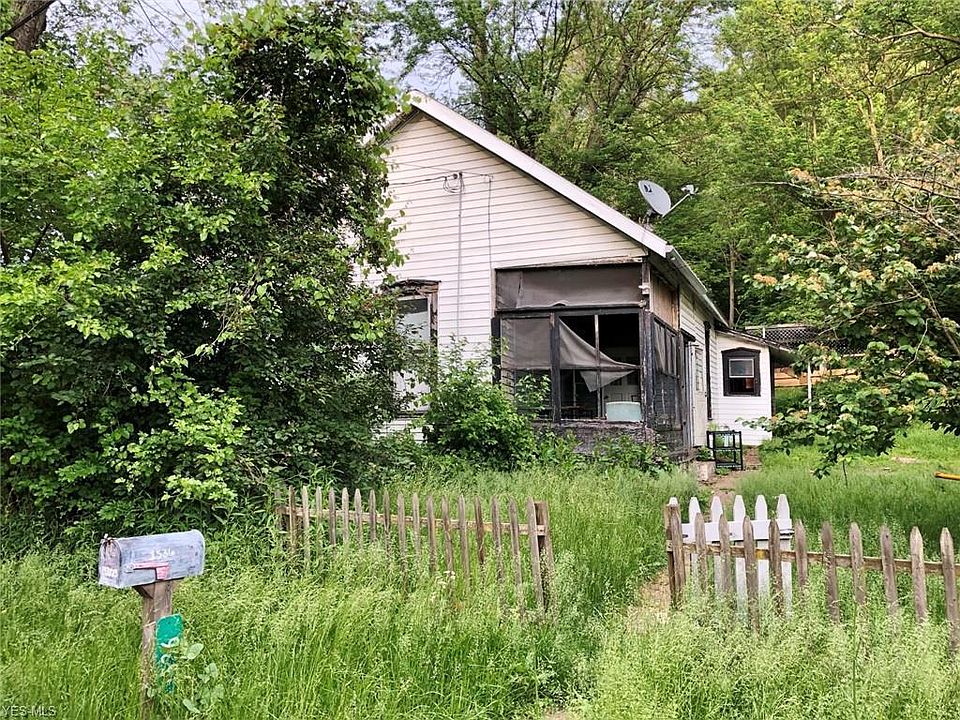1st image of 1536 Lewis Dr