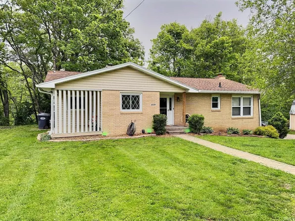 10520 W State Route 32, Yorktown, IN 47396