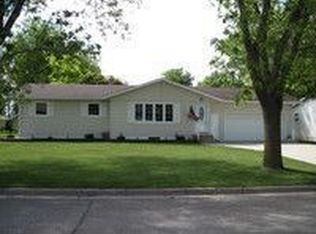 1421 Avenue A, Wahpeton, ND 58075
