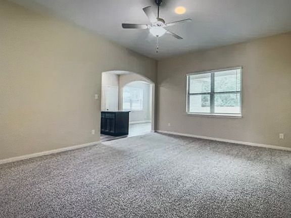2nd image of 325 Blue Buffalo St