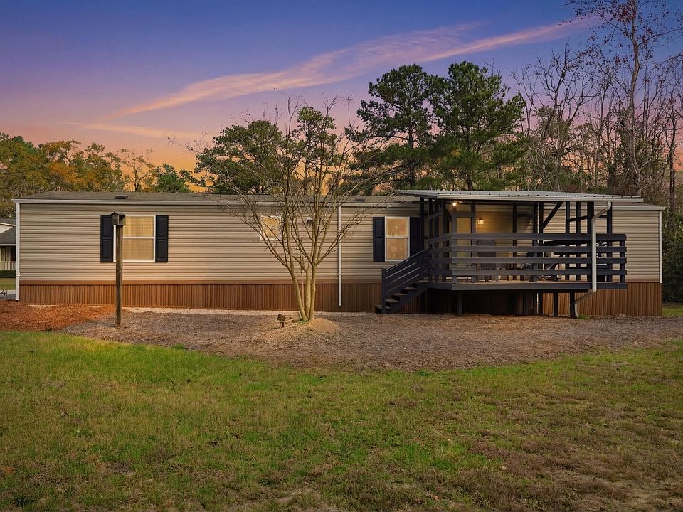 1st image of 120 Yale Pl.