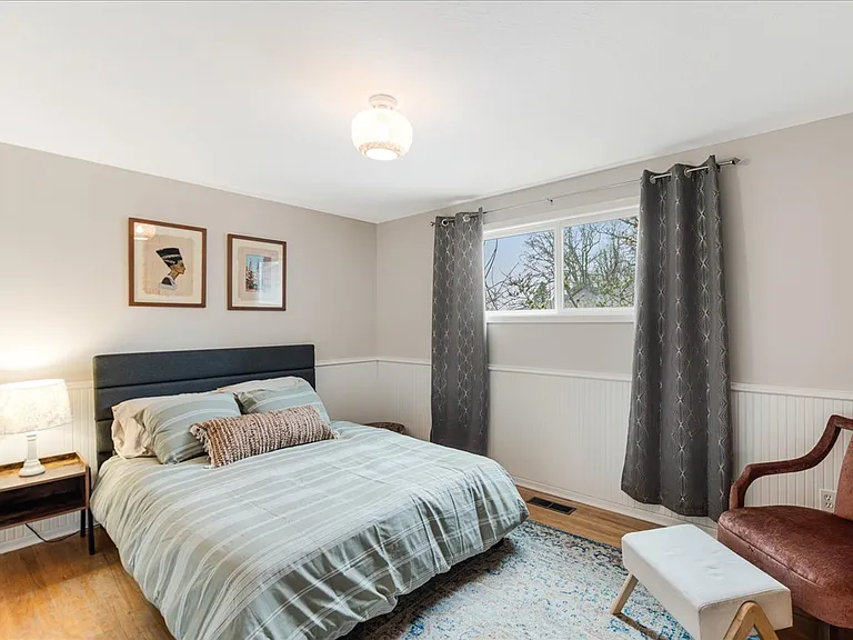 6935 SW Taylors Ferry Rd — Photo 26