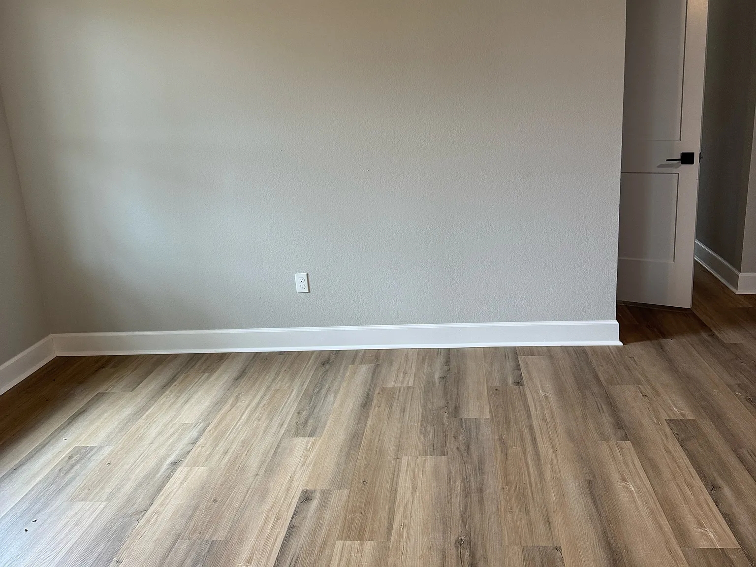 2 bed, 800 sqft, $1,350 — Photo 4