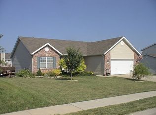 21 Pinebrooke, Troy, IL 62294
