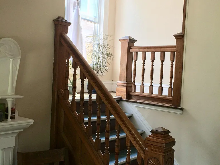 615 Franklin Ave — Photo 8