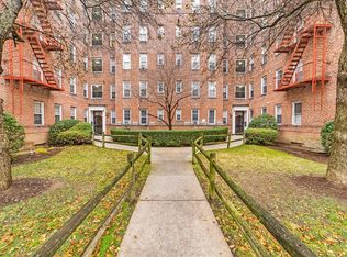 796 Bronx River Rd APT B17, Bronxville, NY 10708