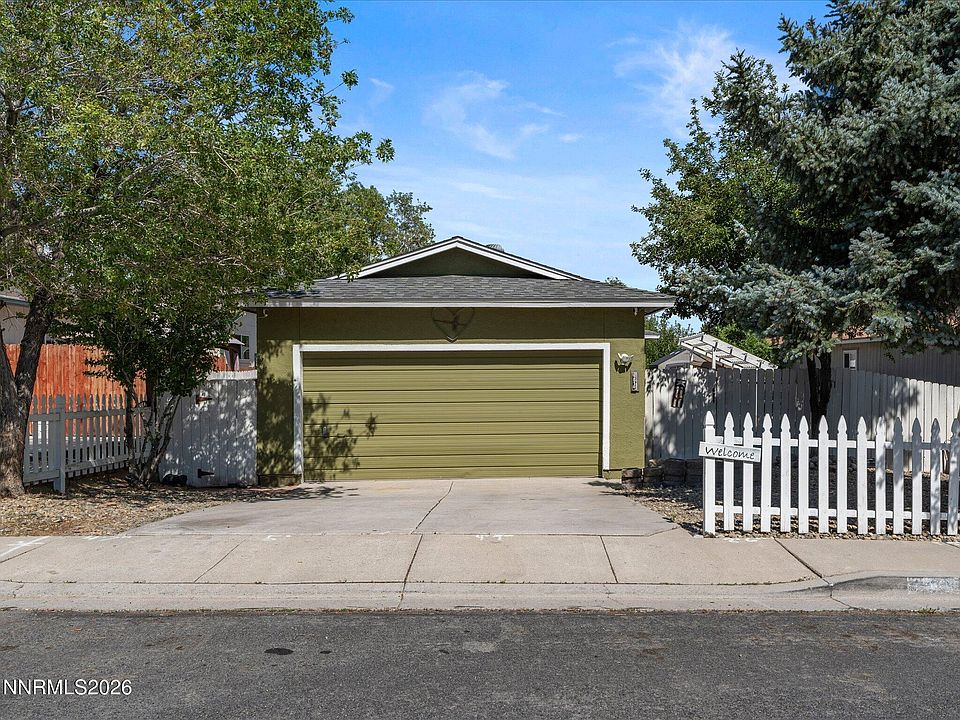 1st image of 2910 Harding Cir