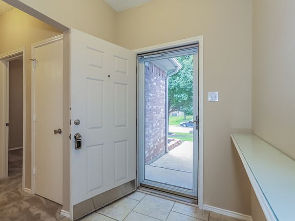 2nd image of 6416 Freshwater Ln