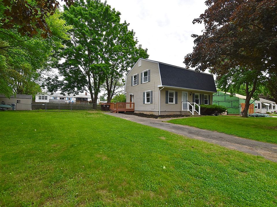 1st image of 22 Hunting Ln