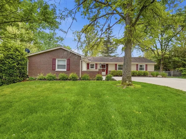 2193 Regent Park Dr, Bellbrook, OH 45305