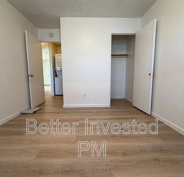 304 Cooper Ln #G — Photo 14