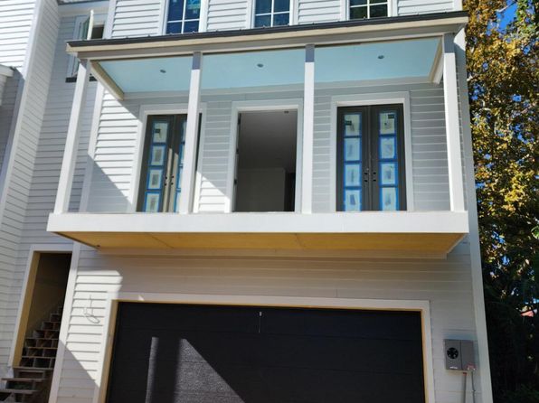 charleston-south-carolina-441874038 picture